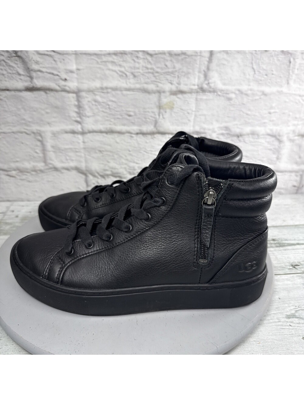 UGG Olli Heritage Trainer Womens 8 M High Top Sneaker Shoes Boots Black Leather